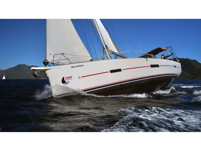 Sailboat to hire Marmaris at the best price