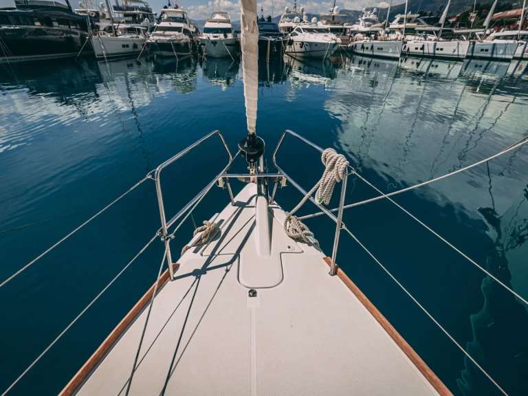 Sailboat to hire Kaštel Gomilica at the best price