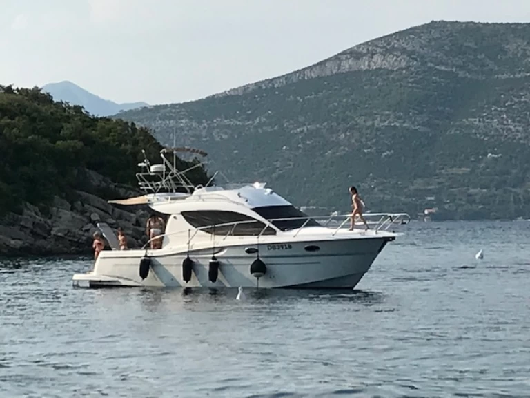 Yacht charter Zadar - Sessa Marine Sessa Dorado 32/36 on SamBoat