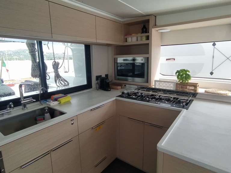 Yacht charter Porto Pollo - Lagoon Lagoon 46 on SamBoat