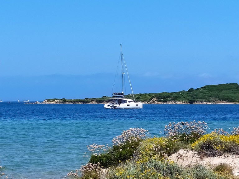 Yacht hire Porto Pollo cheap Lagoon 450 F