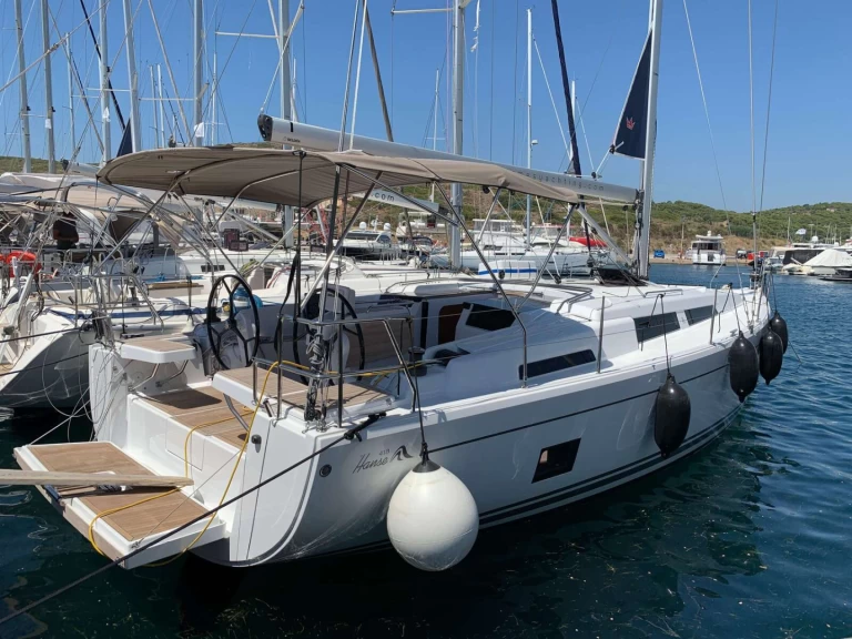 Hire Sailboat Hanse with a boat licence