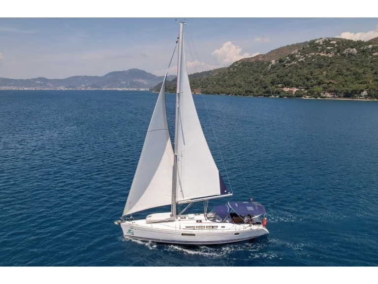 Charter a Jeanneau Sun Odyssey 44i in Marmaris on Samboat
