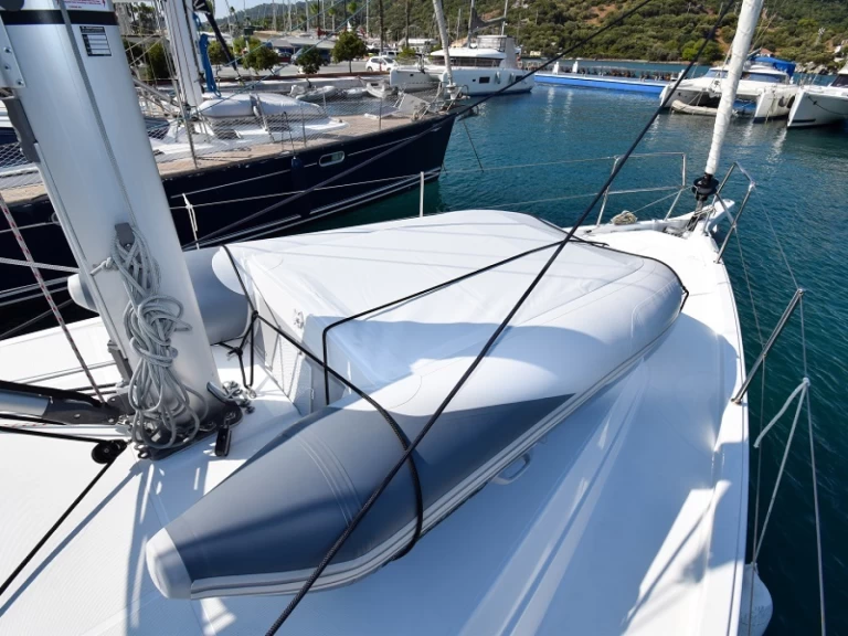 Sailboat to hire Marmaris at the best price