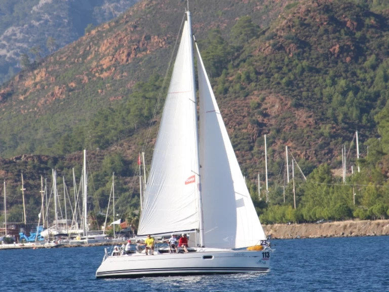Hire a Jeanneau Sun Odyssey 36i Marmaris
