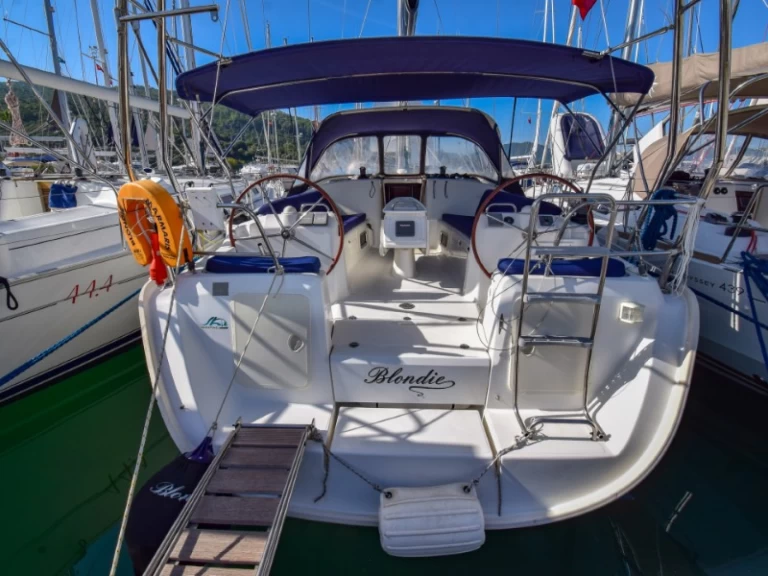 Sailboat hire in Marmaris - Bénéteau Cyclades 43.4
