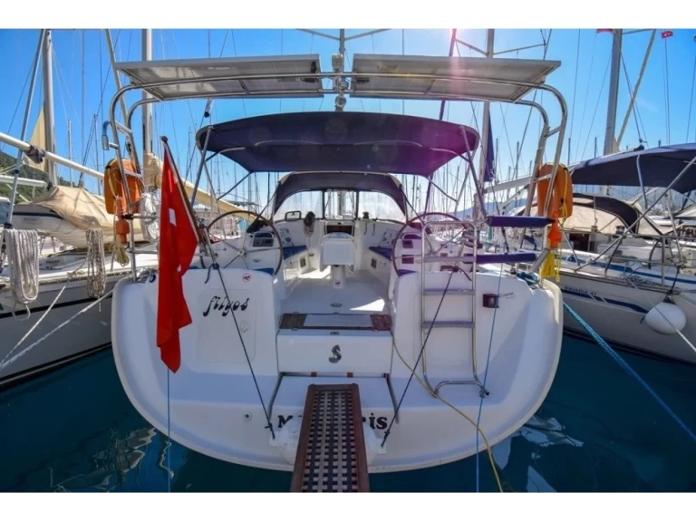 Charter a Bénéteau Cyclades 50.5 in Marmaris on Samboat