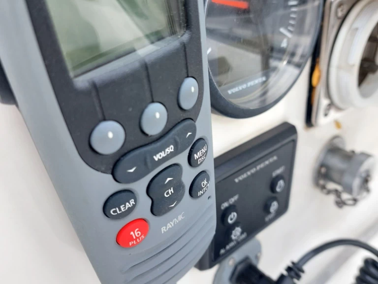 Hire Sailboat Dufour with a boat licence