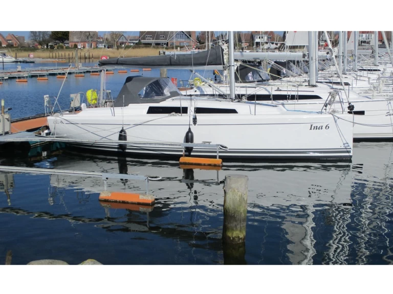 Yacht charter Altefähr - Hanse Hanse 315 on SamBoat