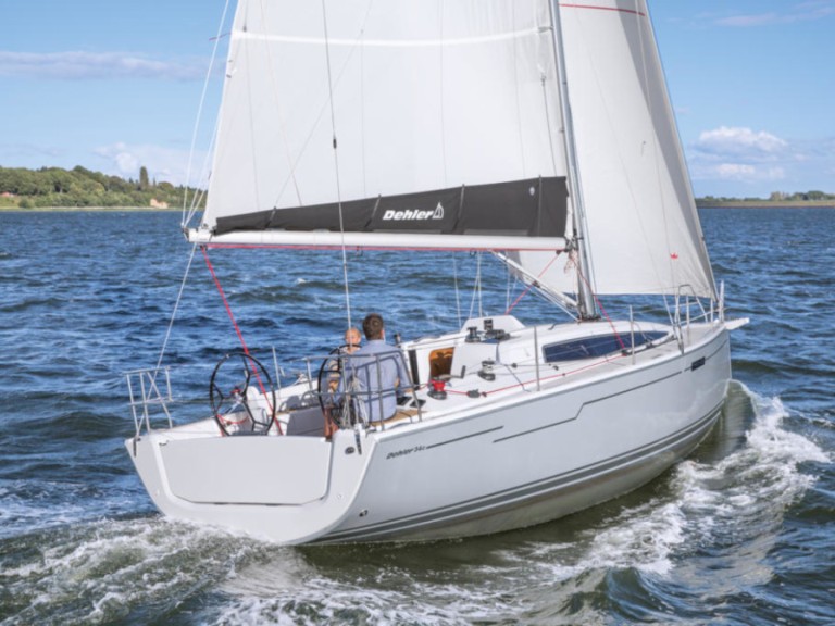 Sailboat to hire Altefähr at the best price