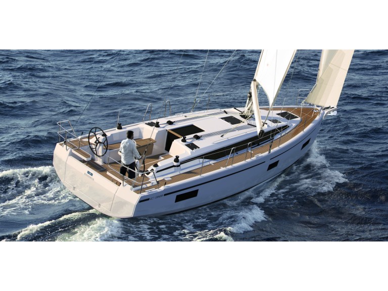 Hire Sailboat Bavaria with a boat licence