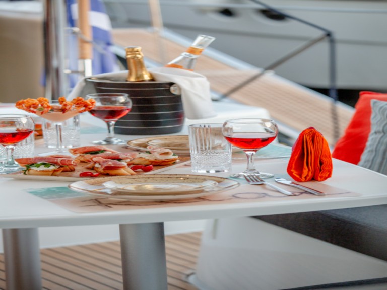 Yacht charter Alimos - Lagoon Lagoon 46 on SamBoat