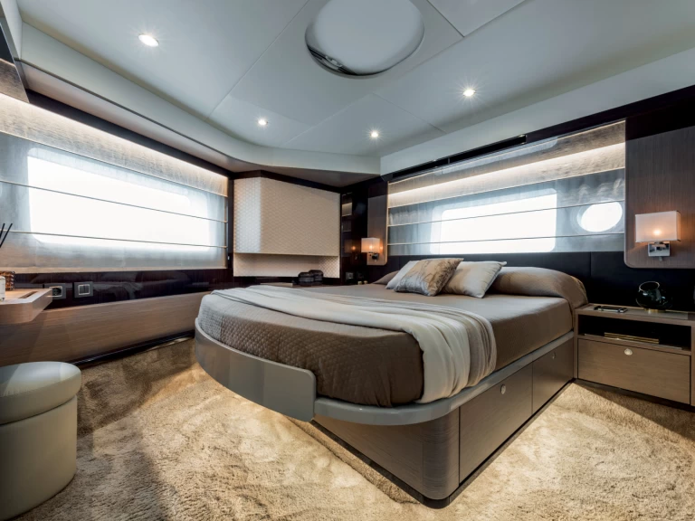 Yacht charter Rogoznica - Absolute Navetta 48 on SamBoat