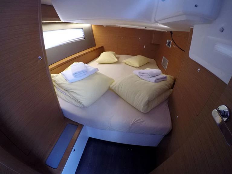 Hire Sailboat with or without skipper Dufour Šibenik