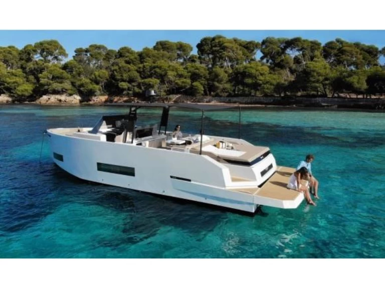 Yacht charter Paros (Island) - De Antonio DE ANTONIO D42 on SamBoat