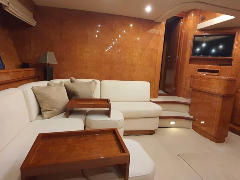 Yacht hire Órmos Bay cheap Mangusta 72