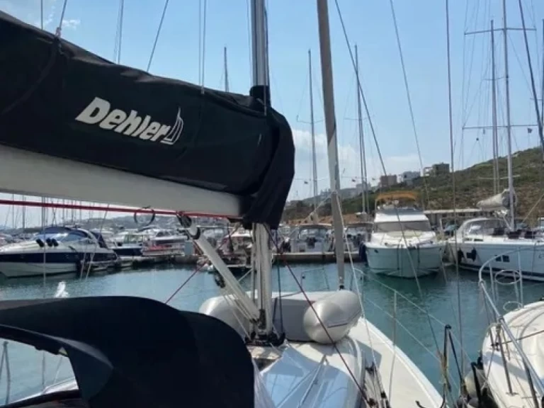 Dehler Dehler 38 SQ charter bareboat or skippered in  Lávrio
