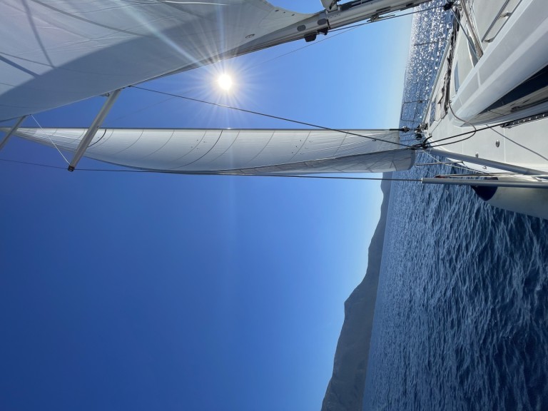 Hire Sailboat with or without skipper Jeanneau Lávrio