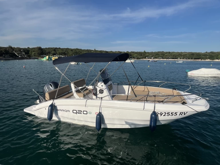 Hire a Barqa Barqa Q20 Rovinj