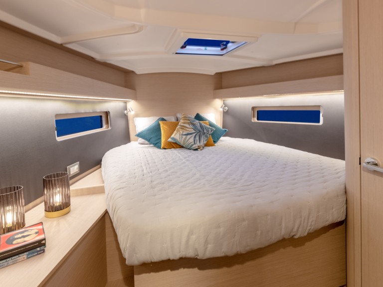 Yacht charter Oyster Pond - Bénéteau Oceanis 41 on SamBoat