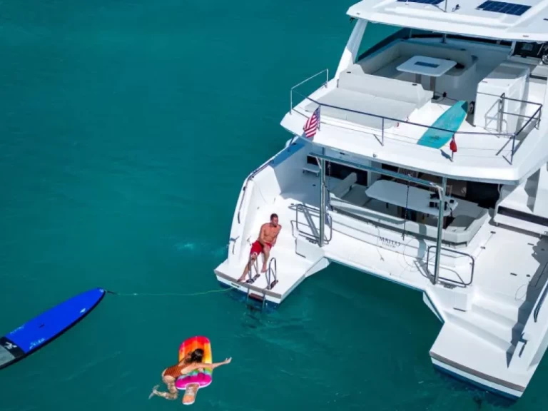 Hire a Leopard Leopard 46 Powercat Marina (City)