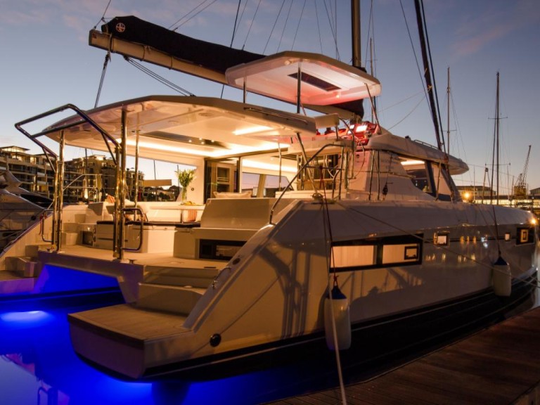 Hire Catamaran with or without skipper Leopard Procida