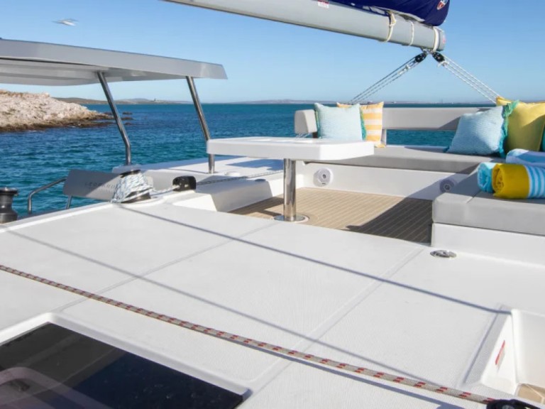 Catamaran to hire Antigua at the best price