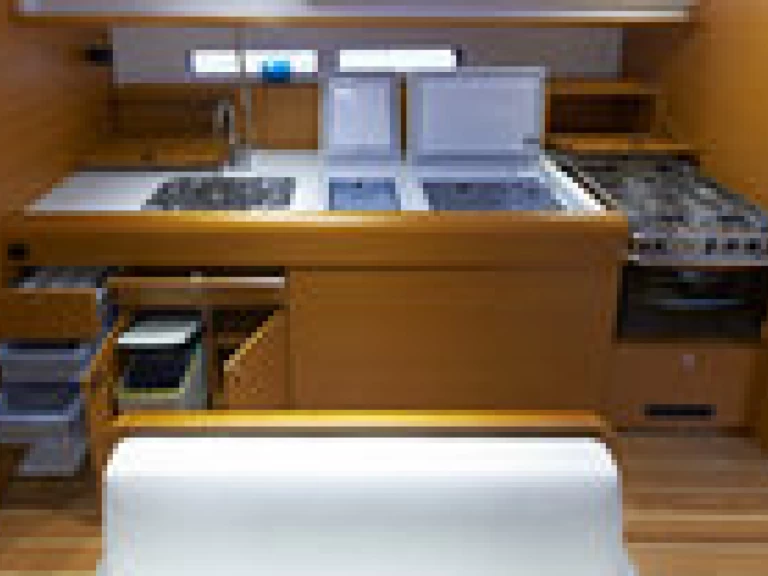 Charter a Jeanneau Sun Odyssey 479 in Dubrovnik on Samboat
