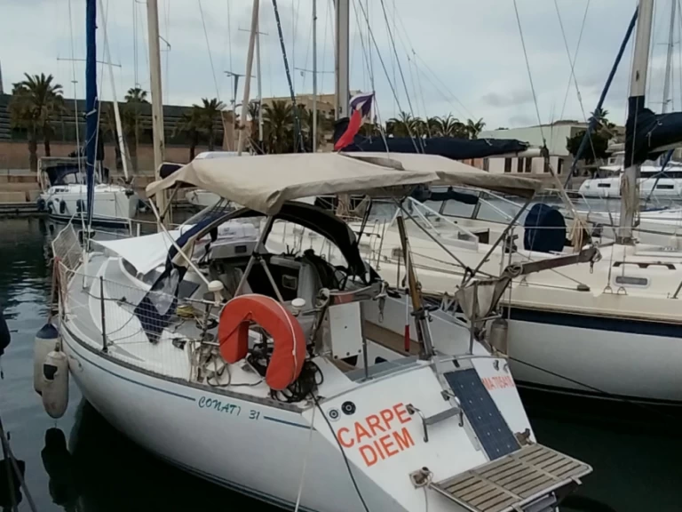 Sailboat to hire Gruissan at the best price