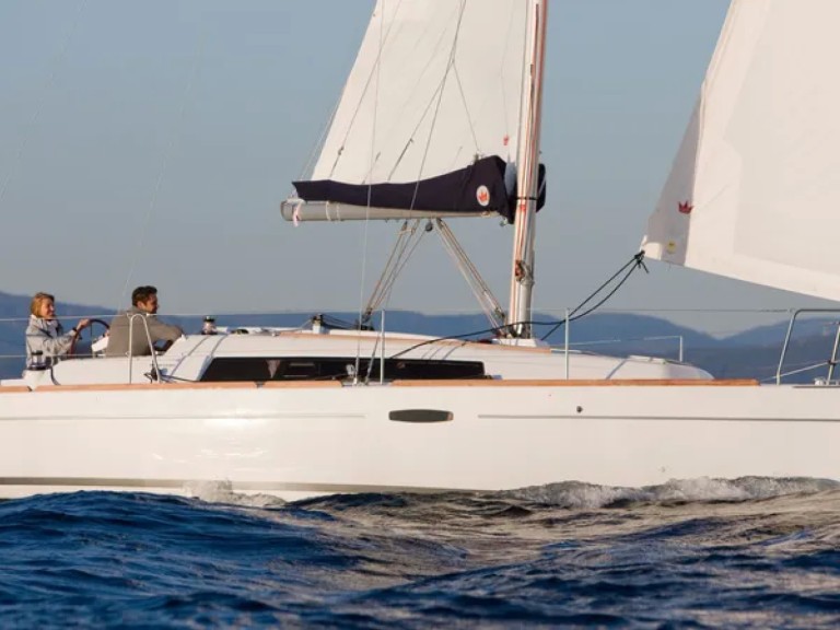 Bénéteau Oceanis 31 charter bareboat or skippered in  Procida
