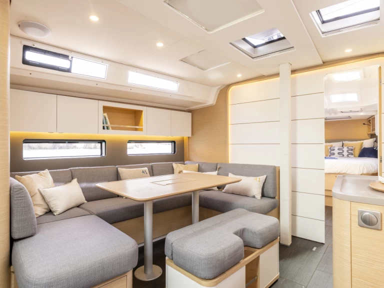 Hire Sailboat Dufour with a boat licence