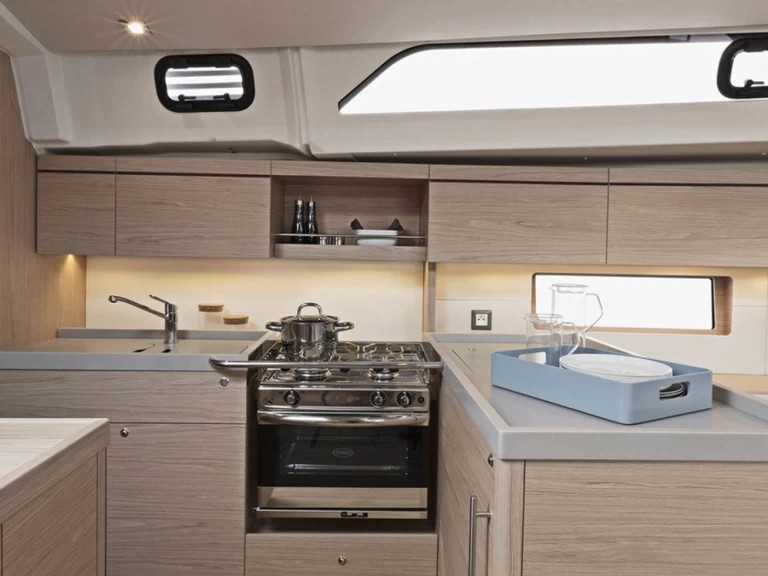 Yacht hire Marigot cheap Oceanis 461/3/3