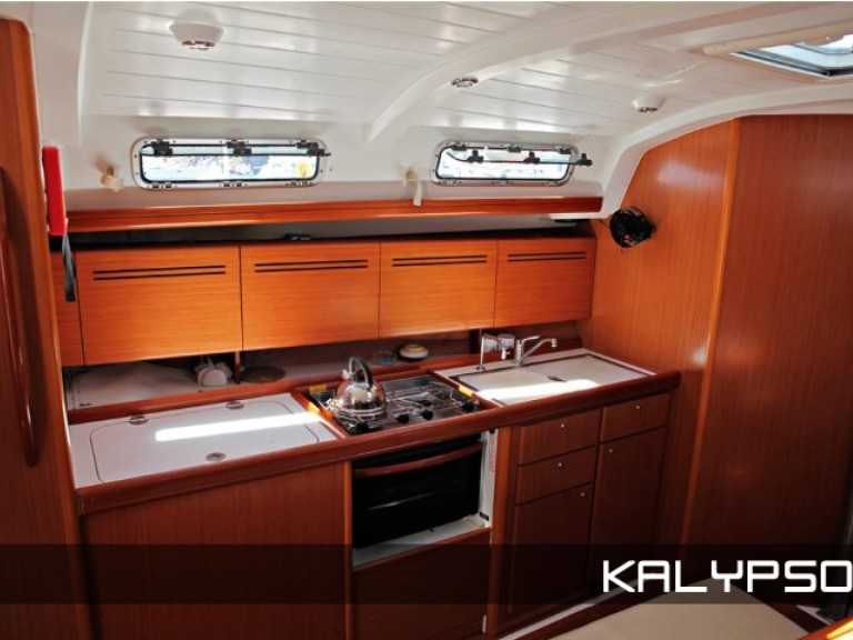 Yacht charter Gümbet - Bénéteau Cyclades 43.4 on SamBoat