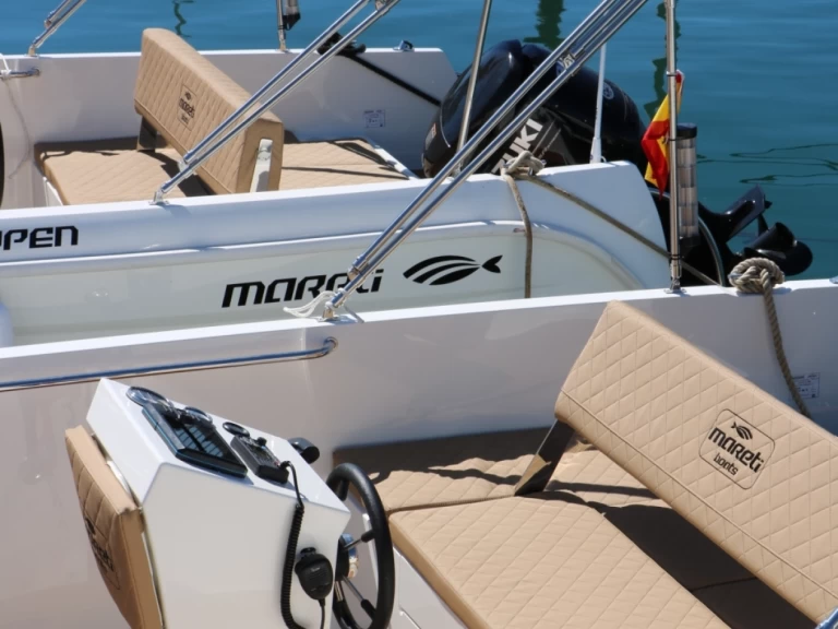 Motorboat to hire Mataró at the best price