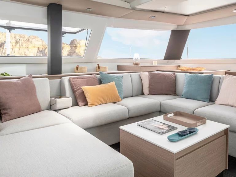 Hire a Fountaine Pajot Elba 45 Palermo