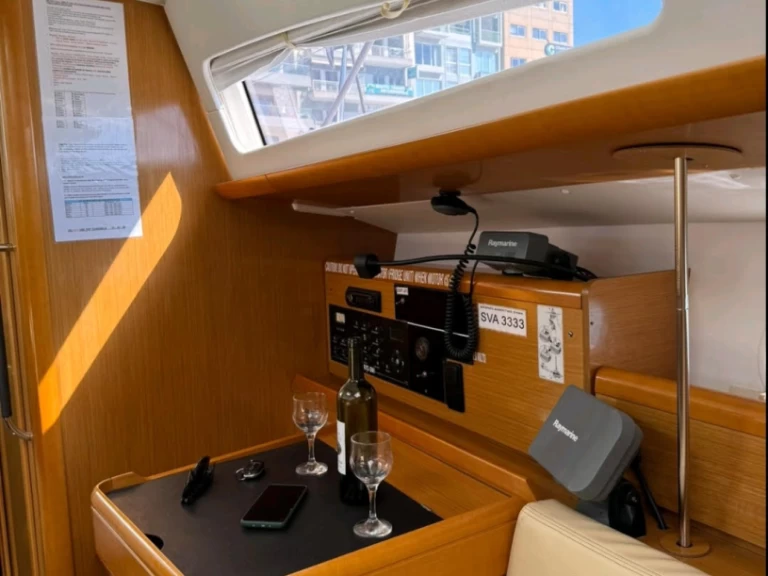 Yacht hire Volos cheap Sun Odyssey 42 DS