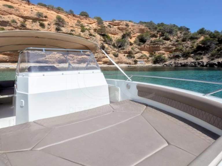 Hire a Pacific Craft Pacific Craft 750 Open Empuriabrava