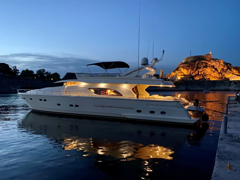 Luxury Yacht hire in Gouvia - Ferretti Ferretti 80