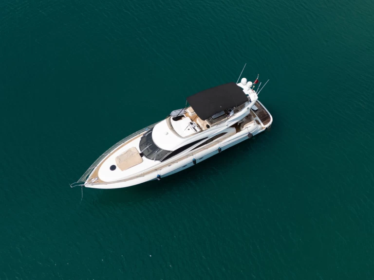 Hire a Sea Ray Sea Ray 400 Kemer