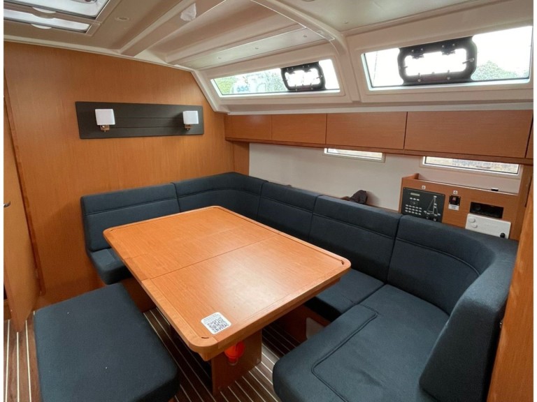 Yacht charter Alimos - Bavaria Cruiser 46 on SamBoat
