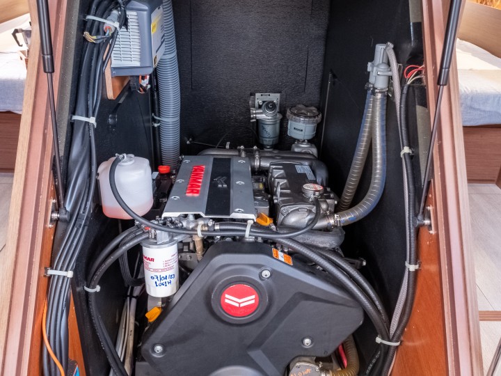 Yacht hire Lefkáda cheap Oceanis 51.1