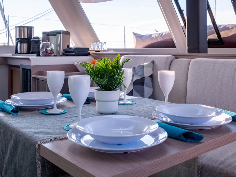 Yacht charter Lefkáda - Fountaine Pajot Isla 40 on SamBoat