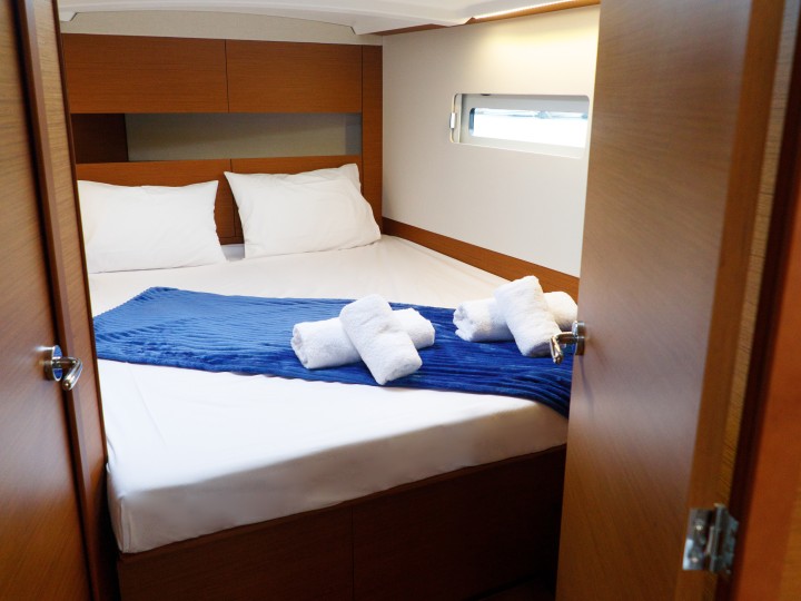 Sailboat hire in Lefkáda - Jeanneau Sun Odyssey 410