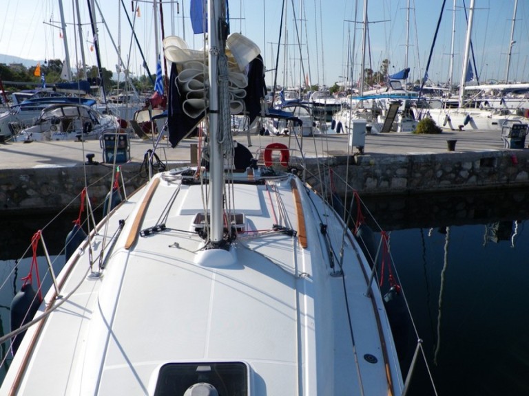 Sailboat to hire Lefkáda at the best price