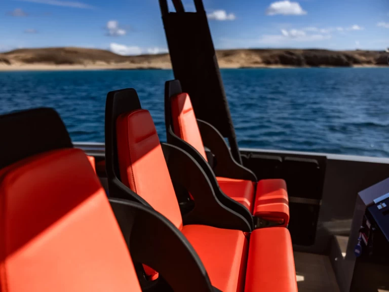 Yacht charter Playa Blanca - De Antonio De Antonio D32 Open on SamBoat