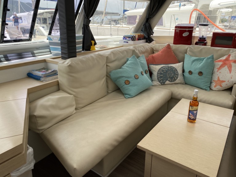 Hire Catamaran with or without skipper Fountaine Pajot Road Town