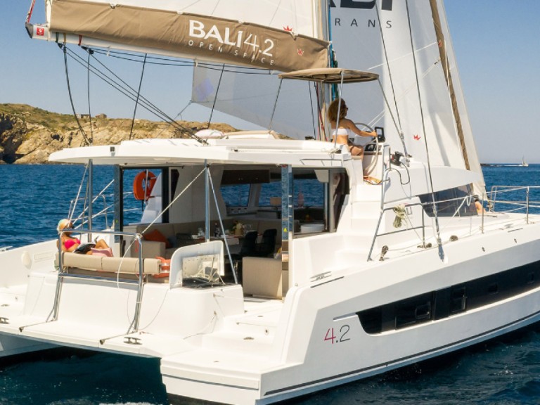 Yacht hire Ajaccio cheap BALI 4.2 DY