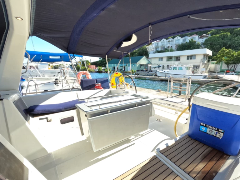 Hire Sailboat with or without skipper Bénéteau Road Town