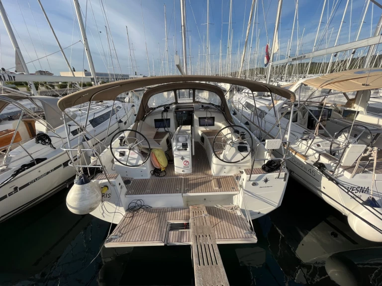 Hire a Jeanneau Sun Odyssey 410 Sukošan