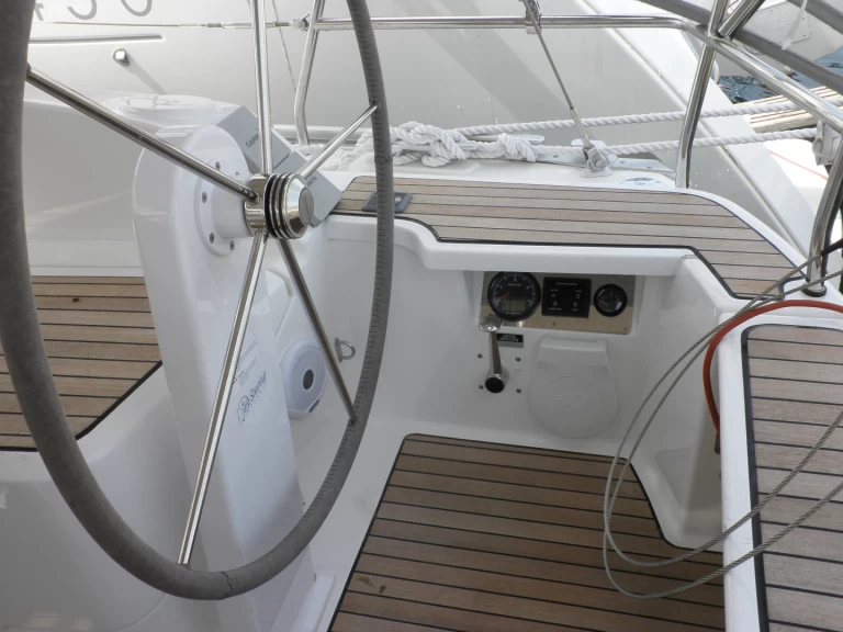 Hire a Bavaria Cruiser 37 Sukošan